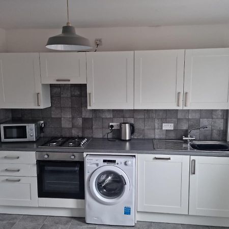 3 Bedroom House-Ellesmere Port Kültér fotó