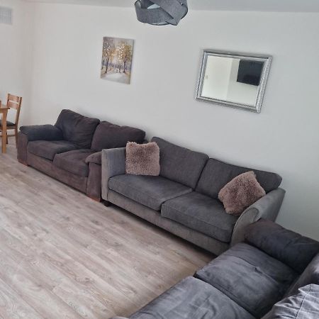 3 Bedroom House-Ellesmere Port Kültér fotó