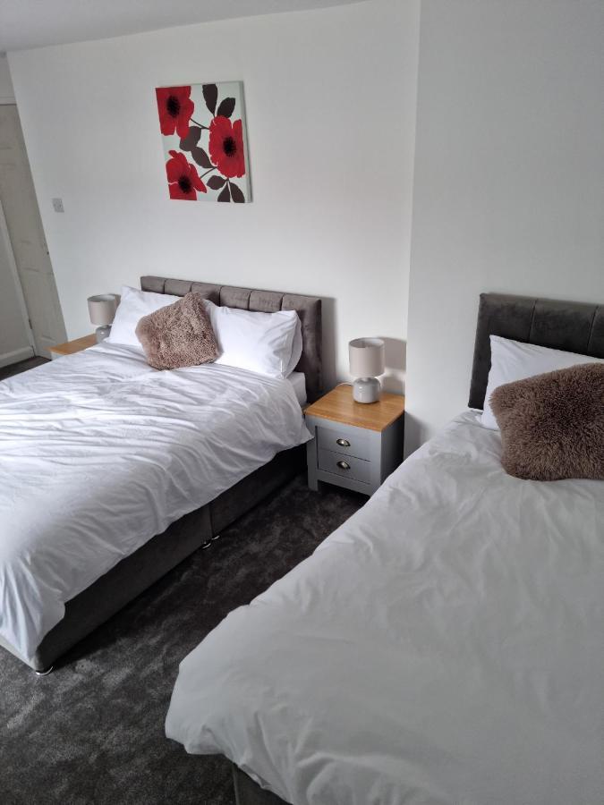 3 Bedroom House-Ellesmere Port Kültér fotó